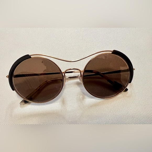 Authentic Prada Women's Sunglasses Gold & Brown - Picture 7 of 10